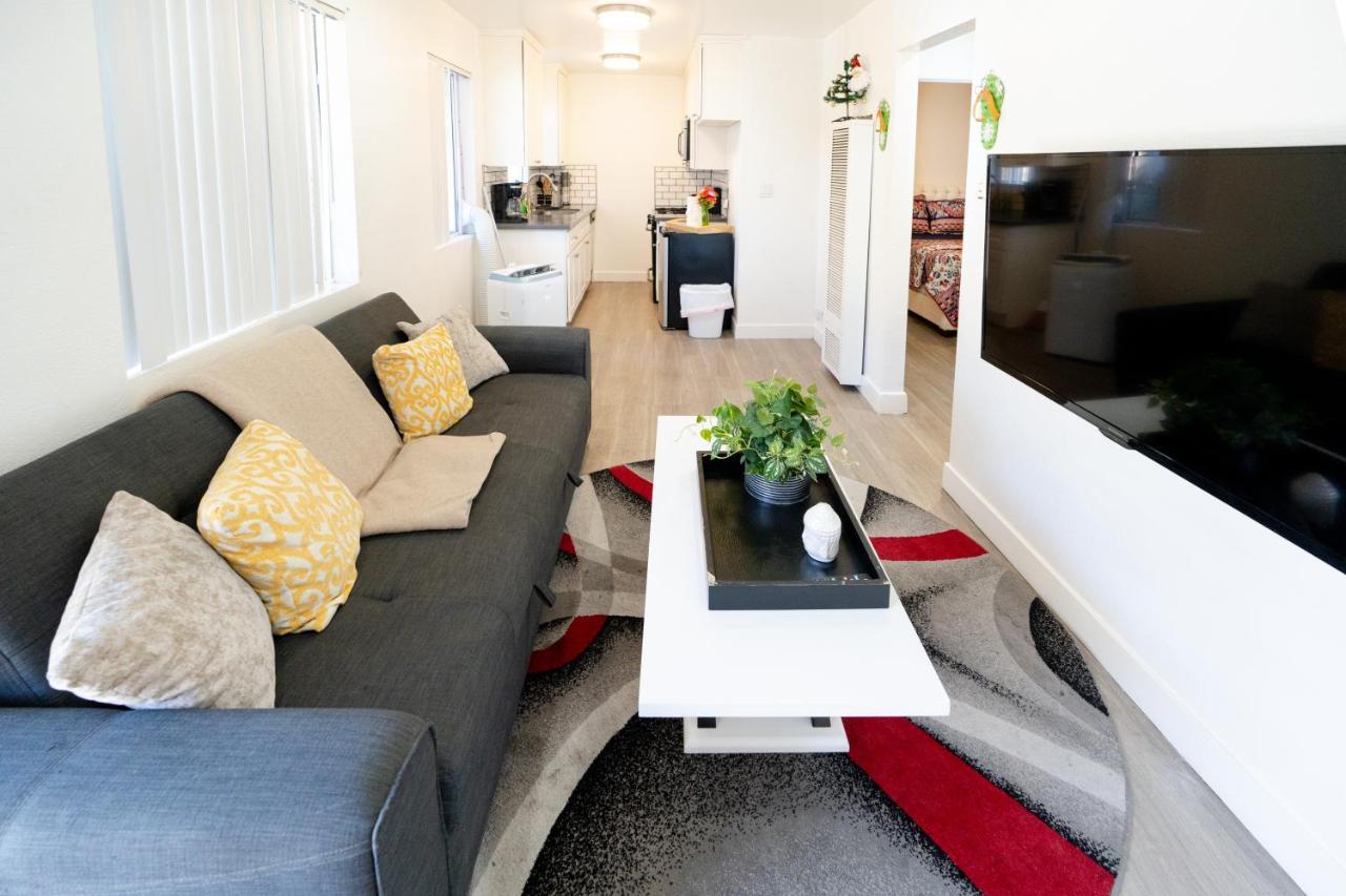 Cozy Koreatown/hollywood 2 Bedroom * Los Angeles